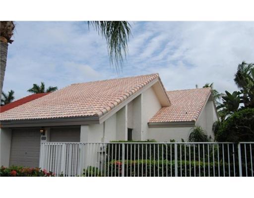 9740 Erica Court Boca Raton, FL 33496 - Photo 1 of 10 Primary Photo