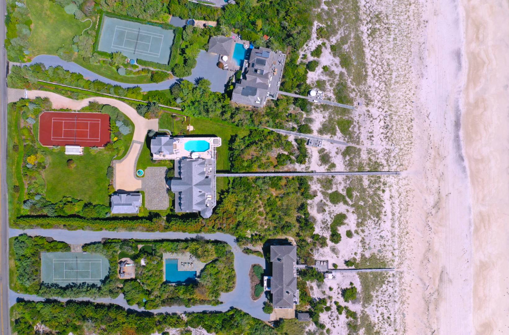 124 Dune Road Quogue, NY 11959 - Photo 5 of 34