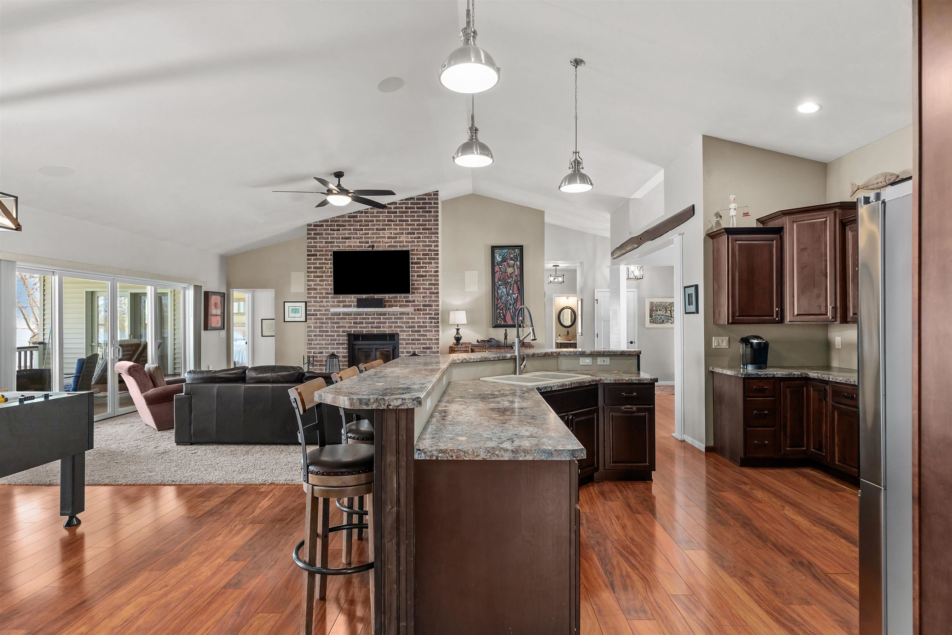 3366 Harbor Bay Road Oshkosh, WI 54901 - Photo 14 of 74