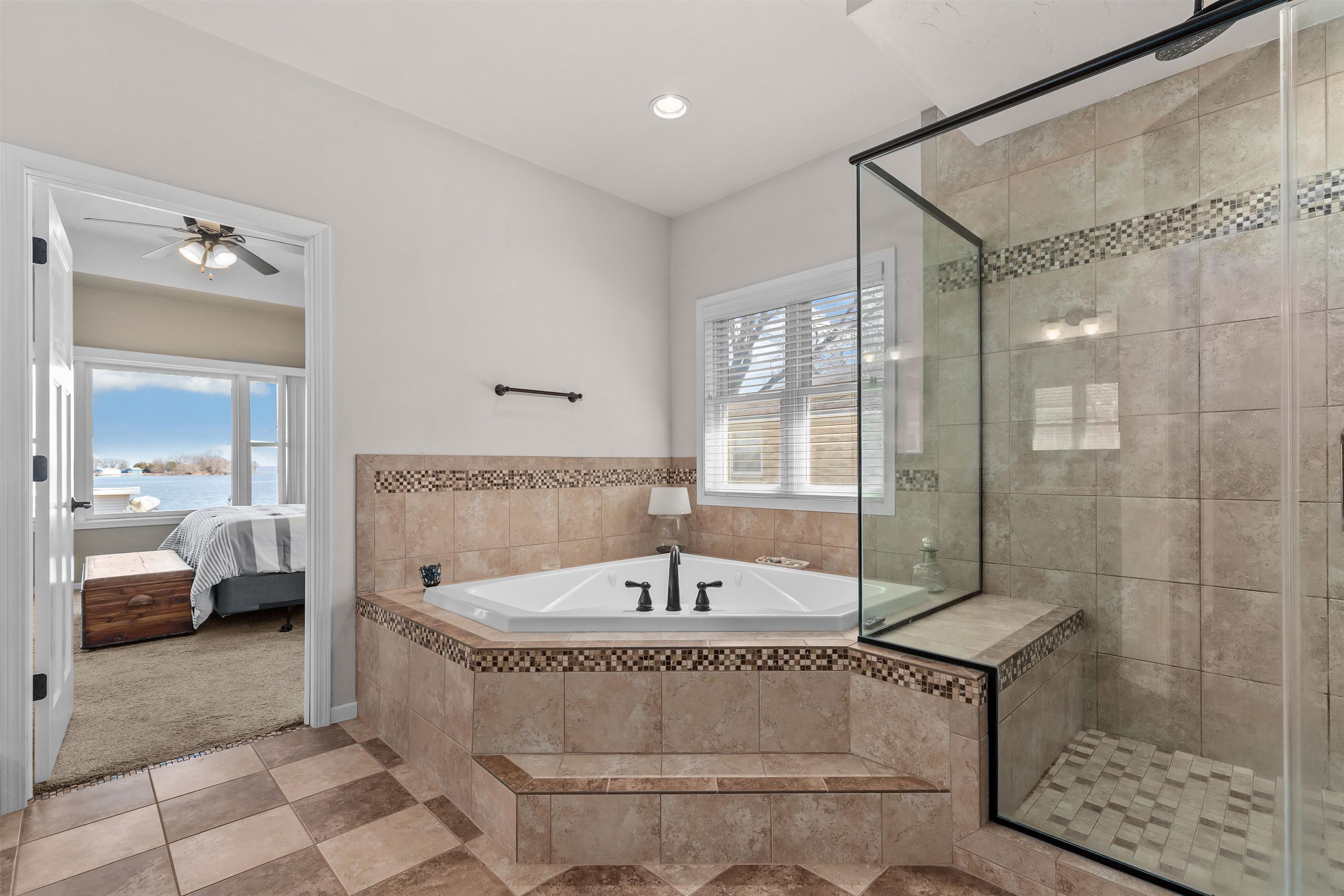 3366 Harbor Bay Road Oshkosh, WI 54901 - Photo 32 of 74