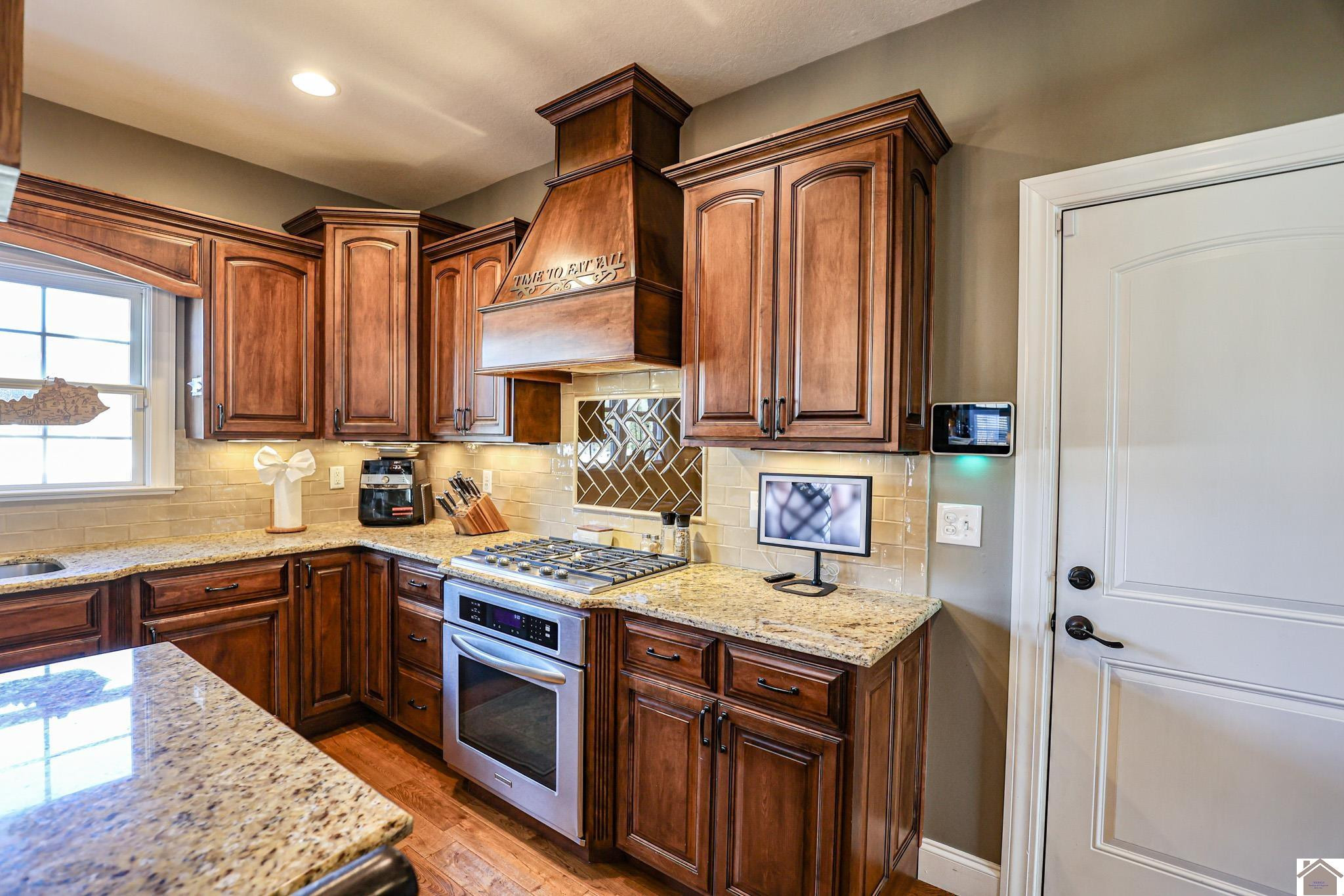 6601 Tuscan Road Paducah, KY 42001 - Photo 28 of 50 Kitchen