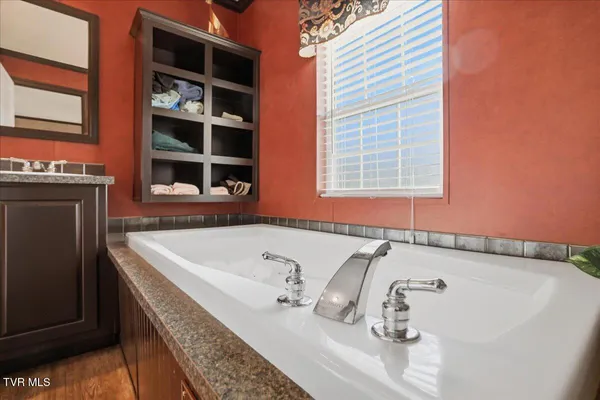 $299,900 | 118 Providence Road, Sneedville, TN 37869