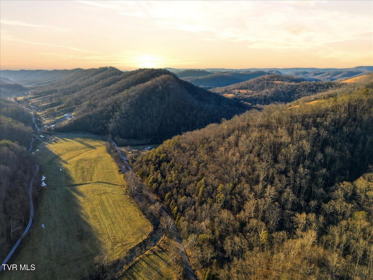 118 Providence Road Sneedville, TN 37869 - Photo 27 of 61 44-118 Providence rd 2nd-10