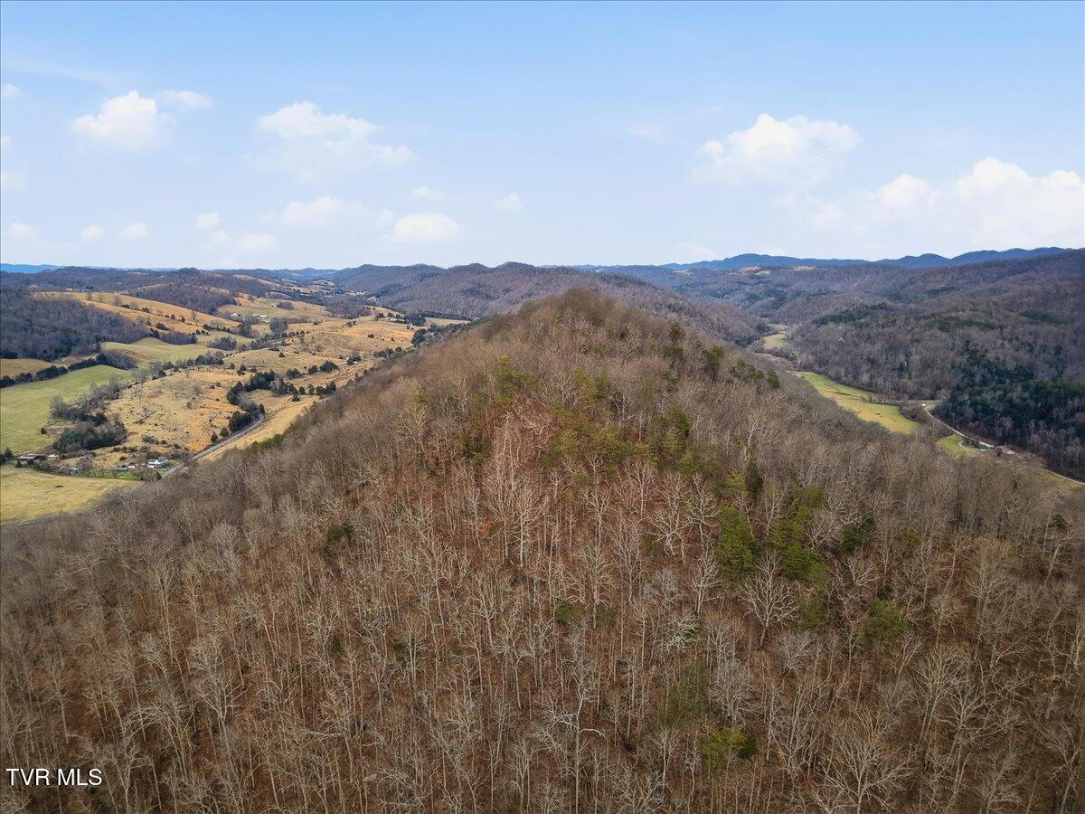 118 Providence Road Sneedville, TN 37869 - Photo 32 of 61 51-118 Providence rd 2nd-17