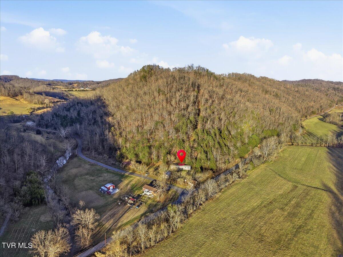 118 Providence Road Sneedville, TN 37869 - Photo 4 of 61 38-118 Providence rd 2nd-4