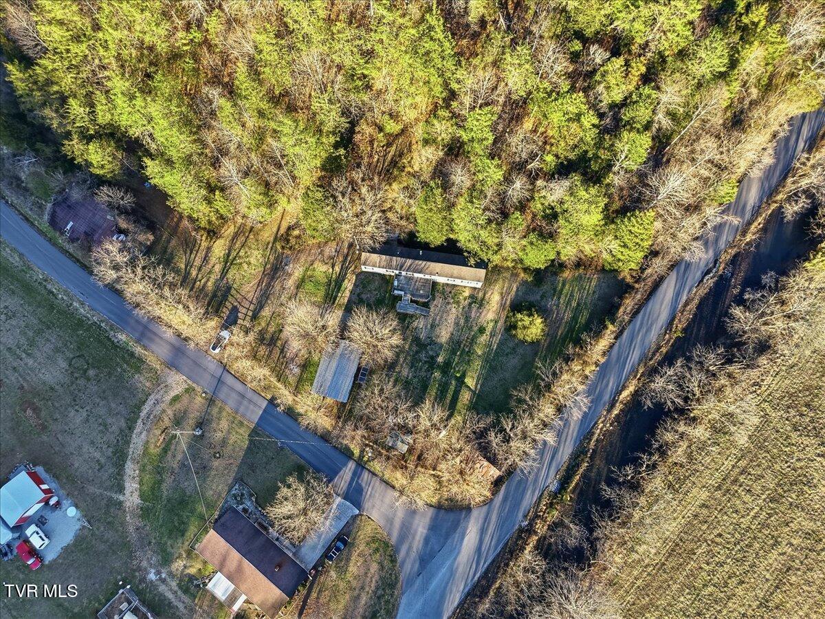 118 Providence Road Sneedville, TN 37869 - Photo 6 of 61 45-118 Providence rd 2nd-11
