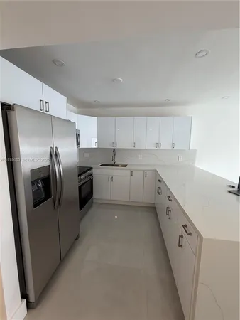 $2,500 | 6070 West 19th Avenue, Unit 315, Hialeah, FL 33012