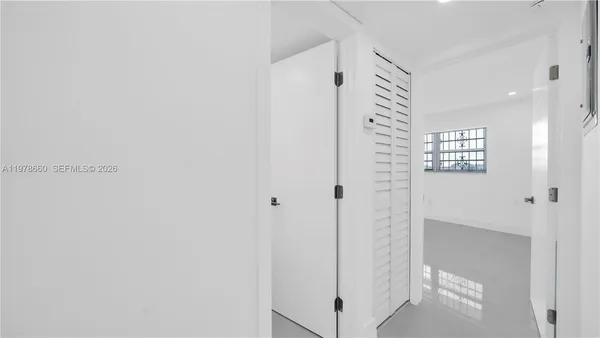 $2,500 | 6070 West 19th Avenue, Unit 315, Hialeah, FL 33012