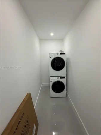 $2,500 | 6070 West 19th Avenue, Unit 315, Hialeah, FL 33012