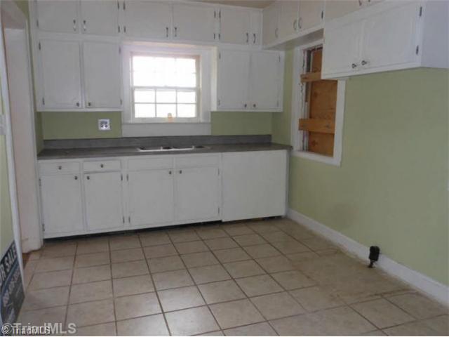 5907 Ballinger Road Greensboro, NC 27410 - Photo 5 of 6 Kitchen.
