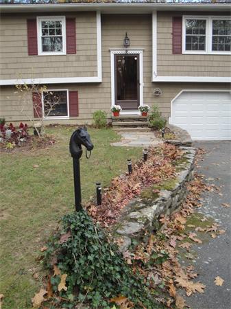 65 Shepard Road Sturbridge, MA 01566 - Photo 3 of 25 Gallery Image 3
