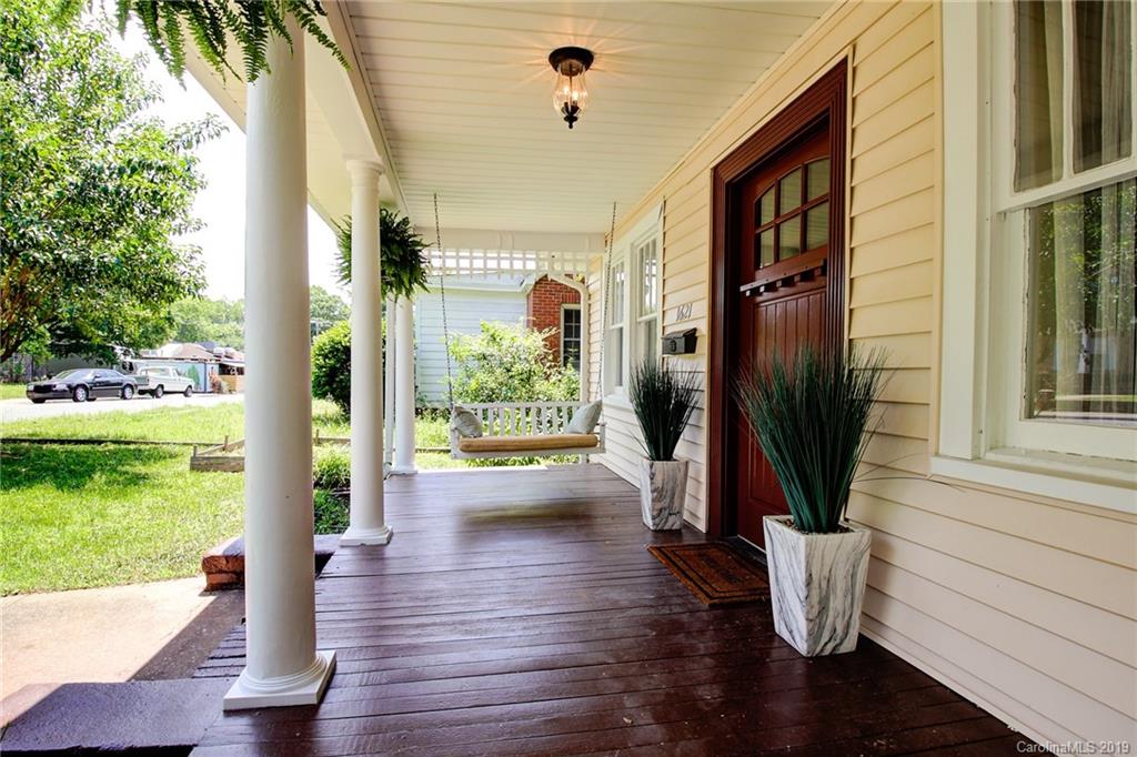 1621 Club Road Charlotte, NC 28205 - Photo 2 of 23 Gallery Image 2