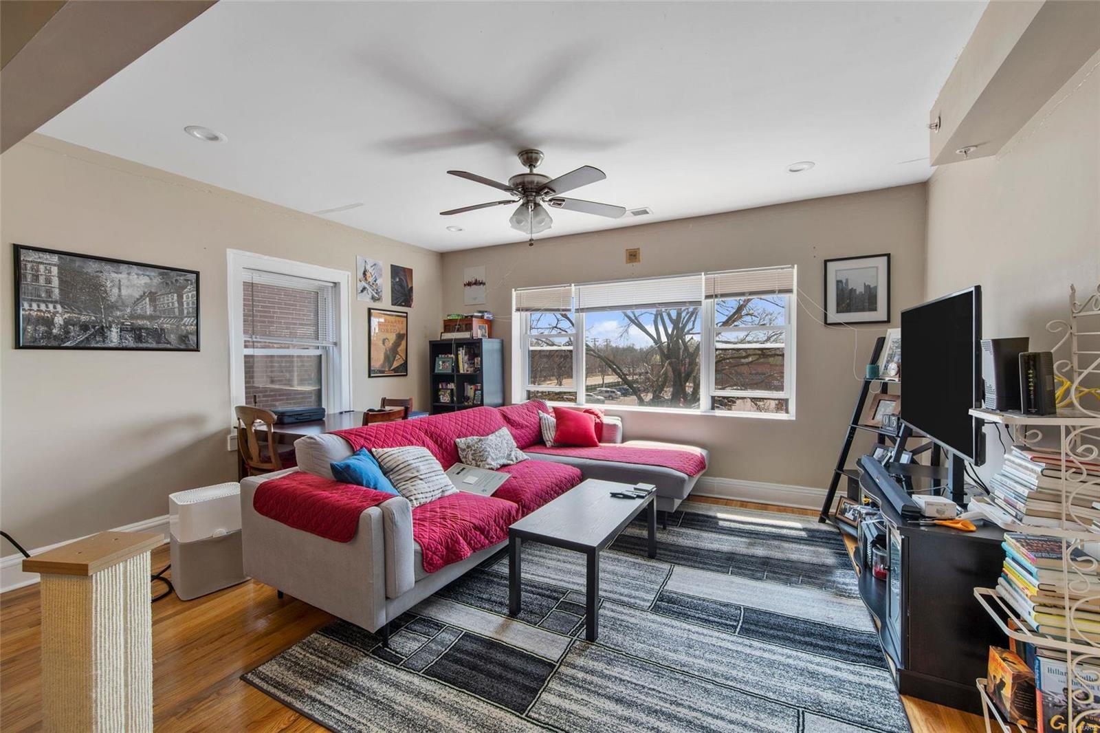 6609 Clayton Road Clayton, MO 63117 - Photo 5 of 18 Gallery Image 5