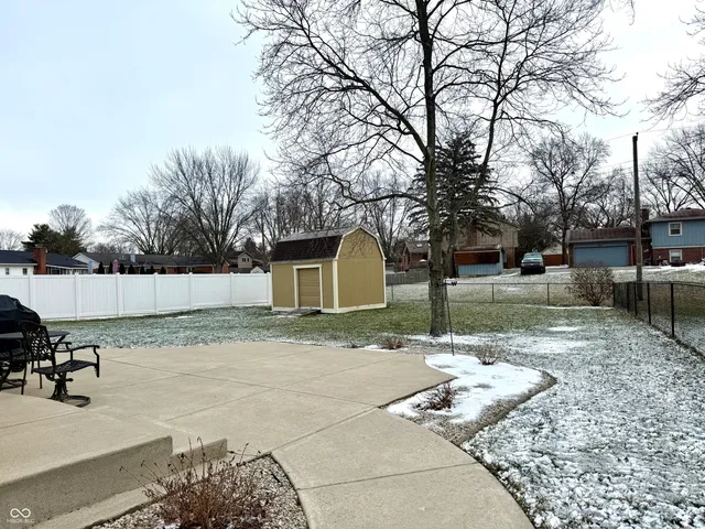 $294,900 | 609 Waterview Boulevard, Greenfield, IN 46140