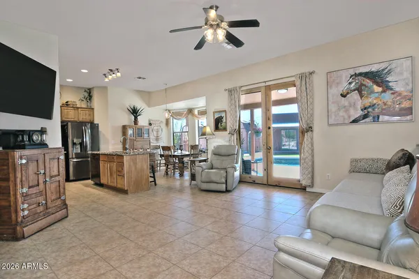 $924,999 | 1111 East Superstition Boulevard, Apache Junction, AZ 85119