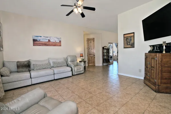 $924,999 | 1111 East Superstition Boulevard, Apache Junction, AZ 85119