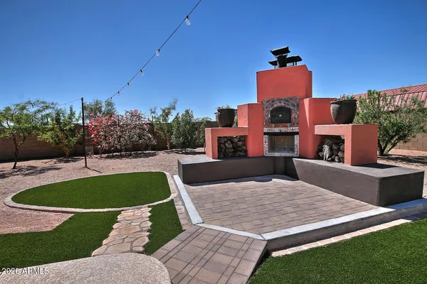 $924,999 | 1111 East Superstition Boulevard, Apache Junction, AZ 85119