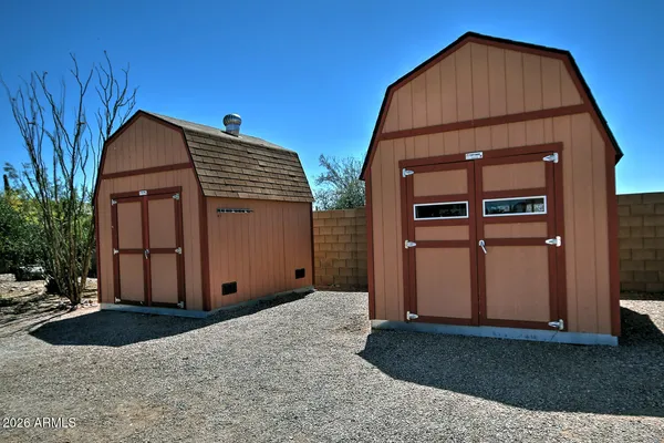 $924,999 | 1111 East Superstition Boulevard, Apache Junction, AZ 85119