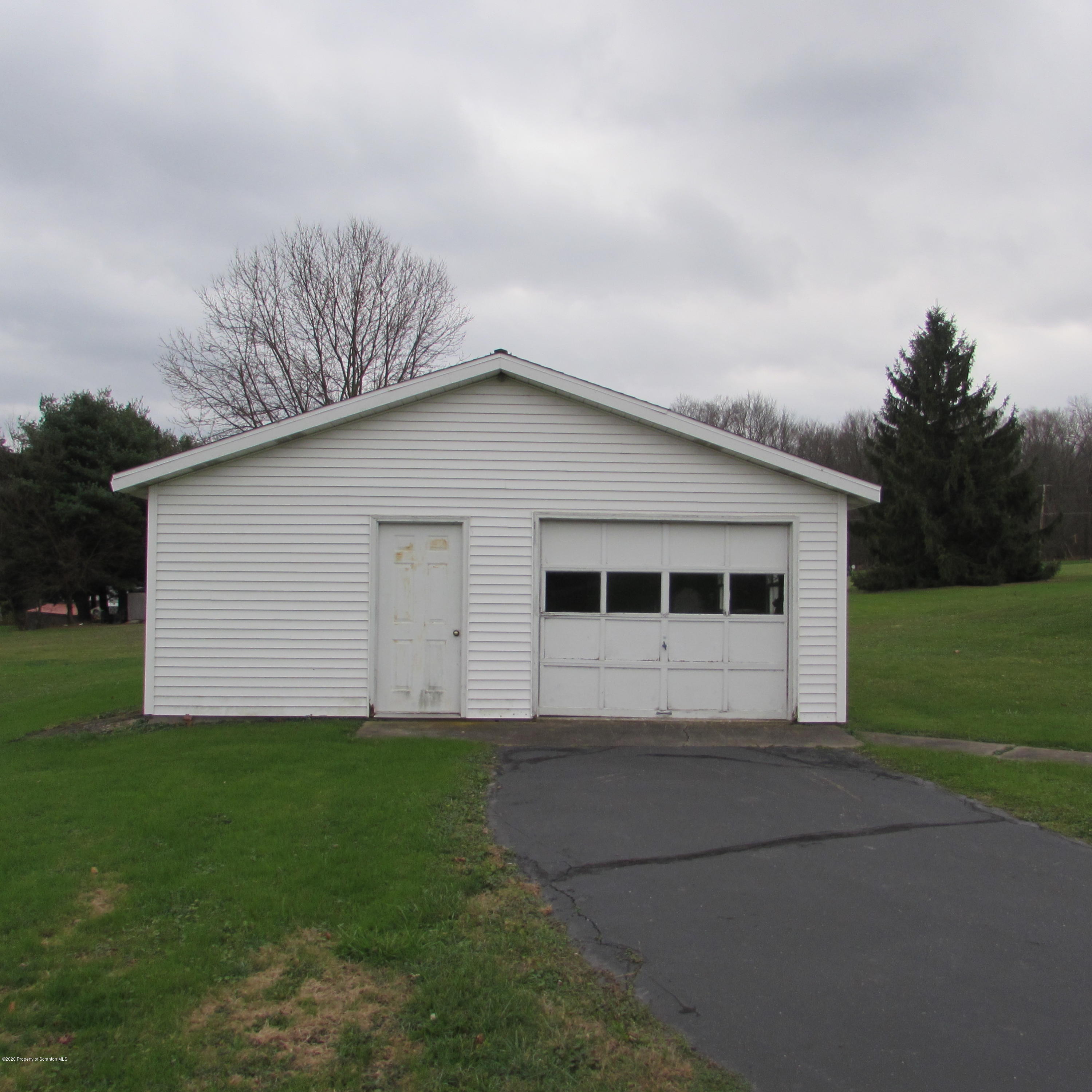 10 Margrow Road Tunkhannock, PA 18657 - Photo 16 of 18 Gallery Image 16