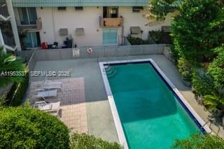 651 Northeast 60th Street, Unit 25 Miami, FL 33137 - Photo 21 of 23 a view of a back yard of the house