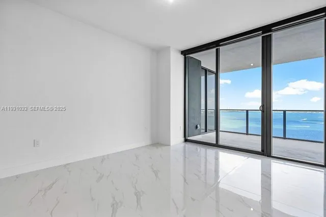 $9,500 | 700 Northeast 24th Street, Unit 1703, Miami, FL 33137