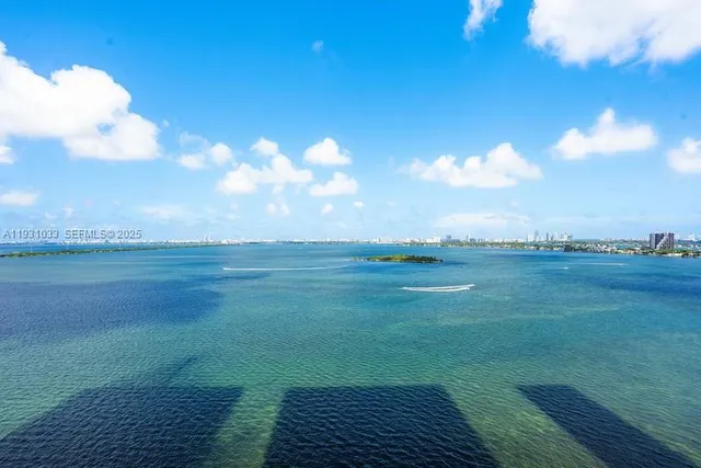 $9,500 | 700 Northeast 24th Street, Unit 1703, Miami, FL 33137