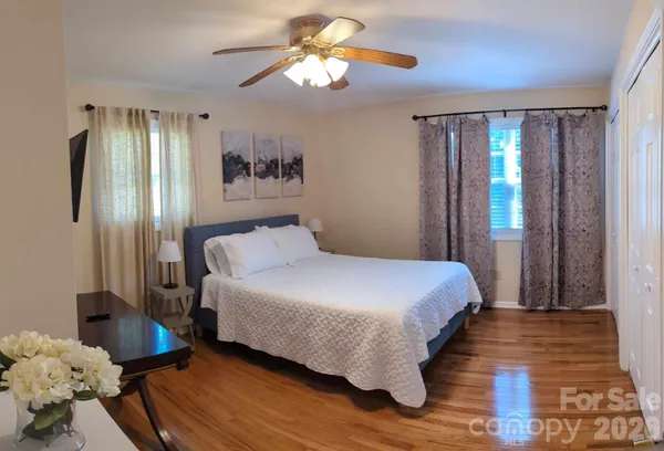 $285,000 | 145 Lincoln Park Road, Unit J, Burnsville, NC 28714