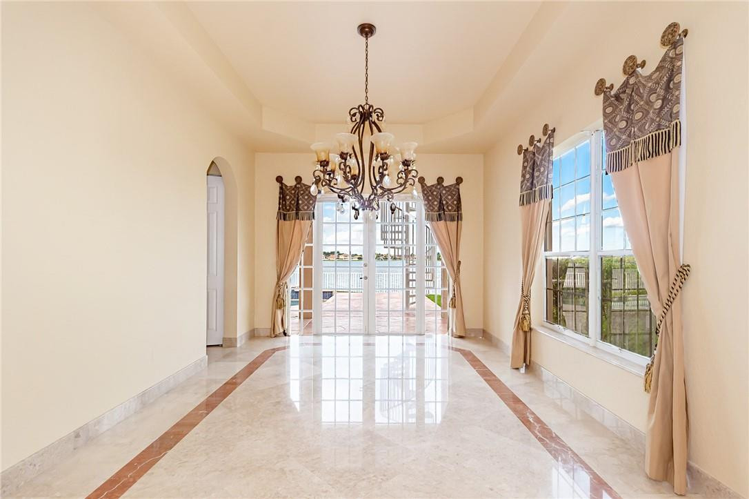 19471 Southwest 39th Street Miramar, FL 33029 - Photo 11 of 50 a very nice looking room with a large window