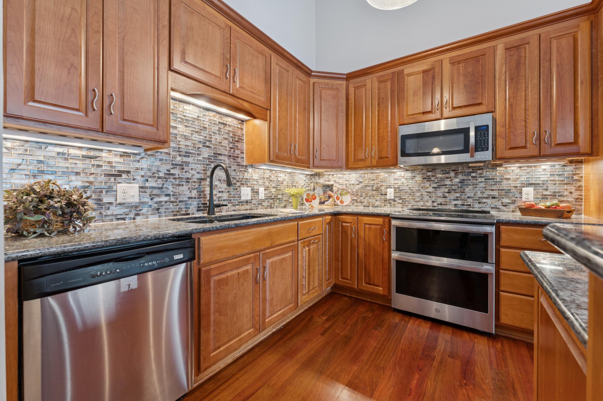 8317 Mitchell Road Eden Prairie, MN 55347 - Photo 8 of 24