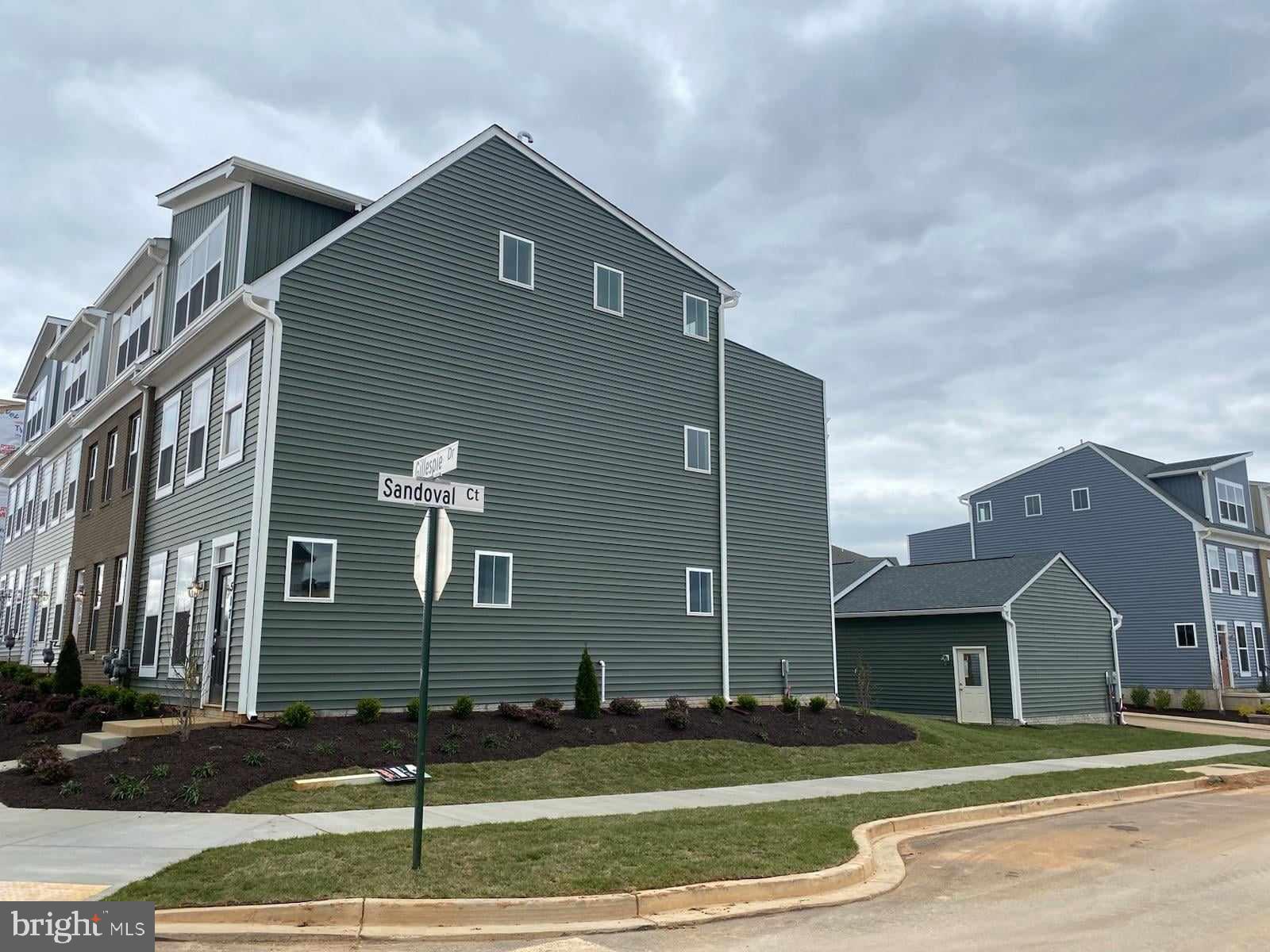 517 Gillespie Drive Frederick, MD 21702 - Photo 33 of 43