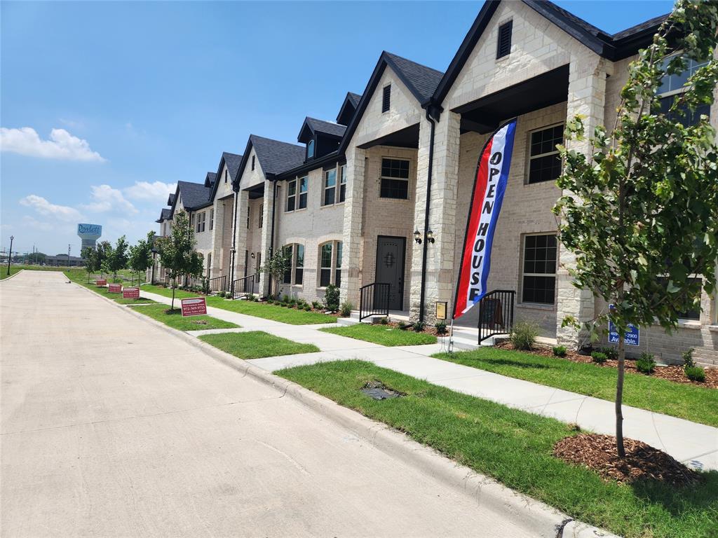 3641 Geoffrey Trail Rowlett, TX 75088 - Photo 1 of 14 View of road