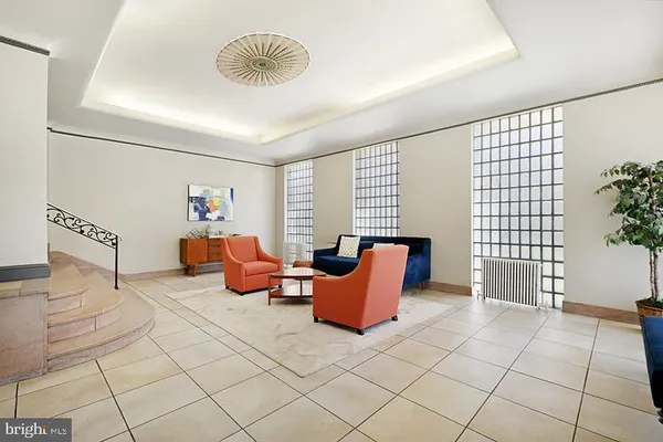 $250,000 | 3925 Davis Place Northwest, Unit 206, Washington, DC 20007