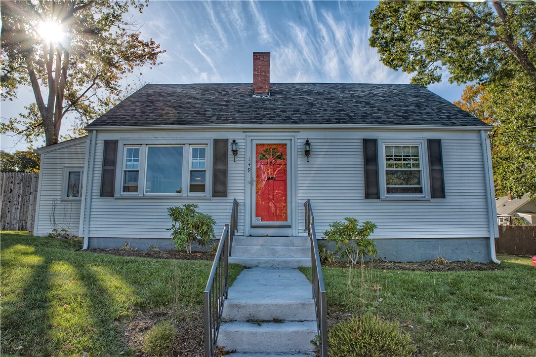 149 Tennyson Road Warwick, RI 02888 - Photo 2 of 18 Gallery Image 2