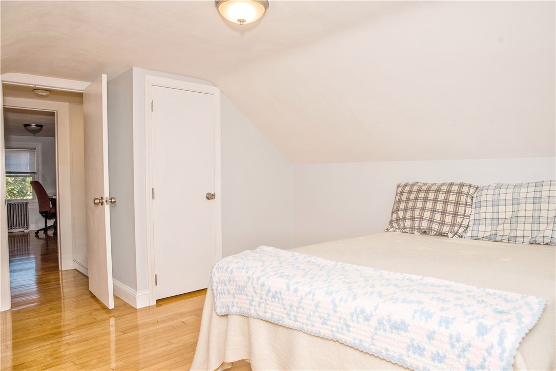 149 Tennyson Road Warwick, RI 02888 - Photo 9 of 18 Gallery Image 9