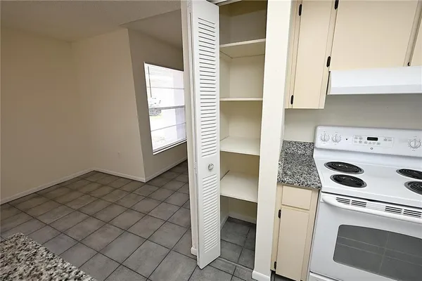 $1,299 | 1804 Crystal Grove Drive, Lakeland, FL 33801