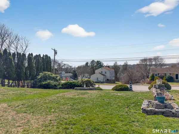 $100,000 | 322 Virgo Drive, Groton, CT 06340