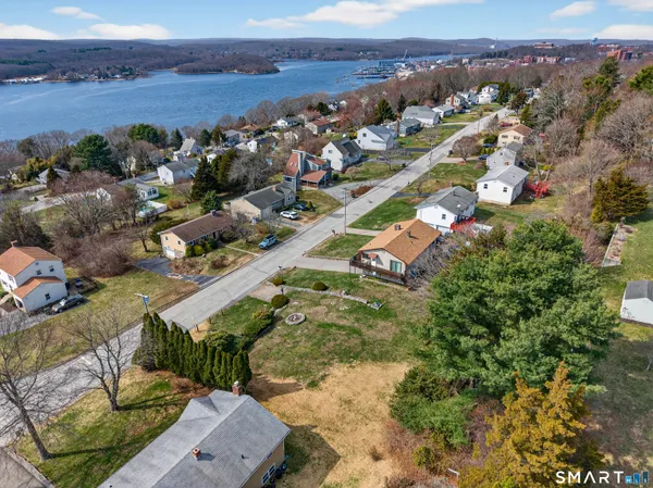 $100,000 | 322 Virgo Drive, Groton, CT 06340