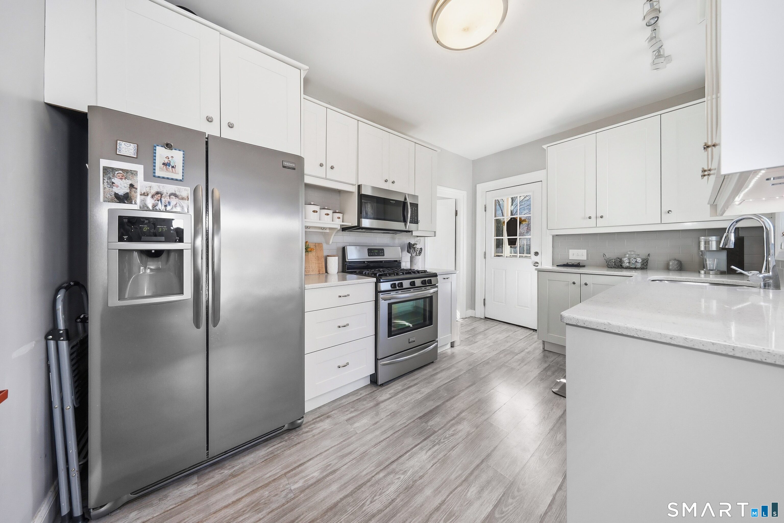 64 Elm Street Thomaston, CT 06787 - Photo 15 of 43