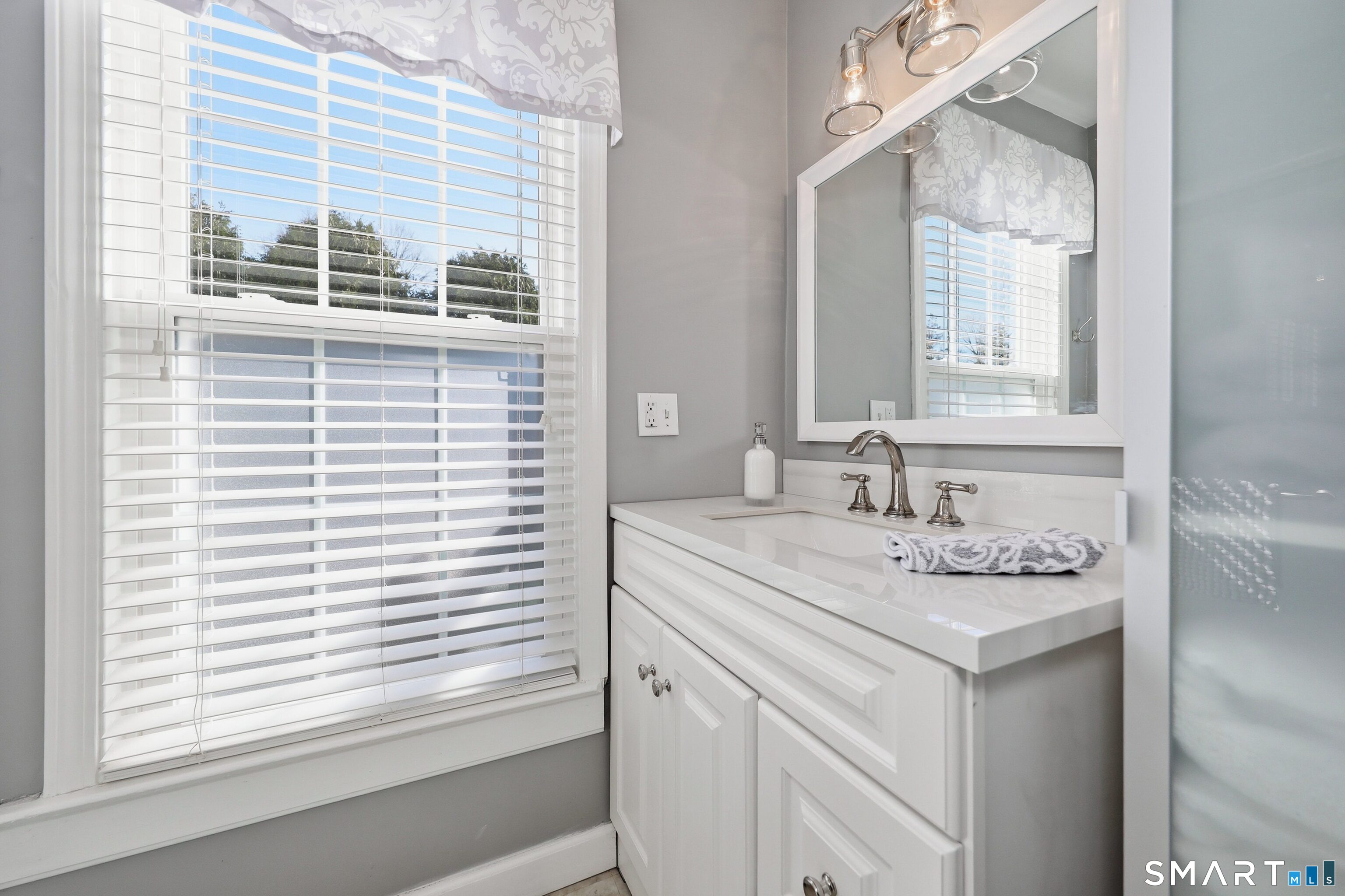 64 Elm Street Thomaston, CT 06787 - Photo 23 of 43