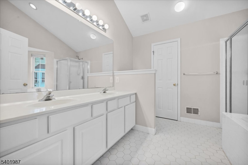 9 Musket Drive Bernards, NJ 07920 - Photo 23 of 39 Gallery Image 23
