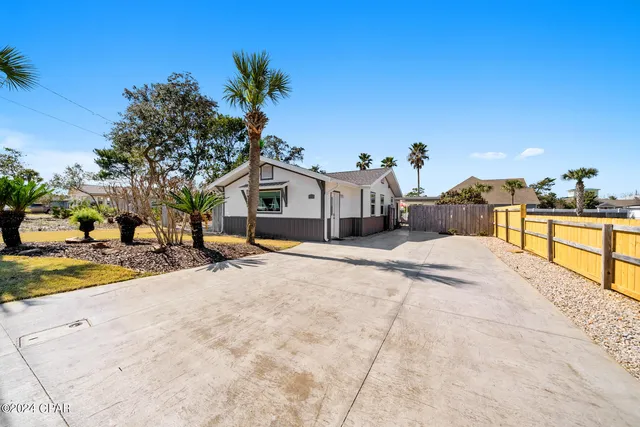 $2,000 | 412 Lantana Street, Panama City Beach, FL 32407