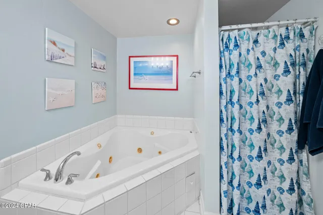 $2,000 | 412 Lantana Street, Panama City Beach, FL 32407