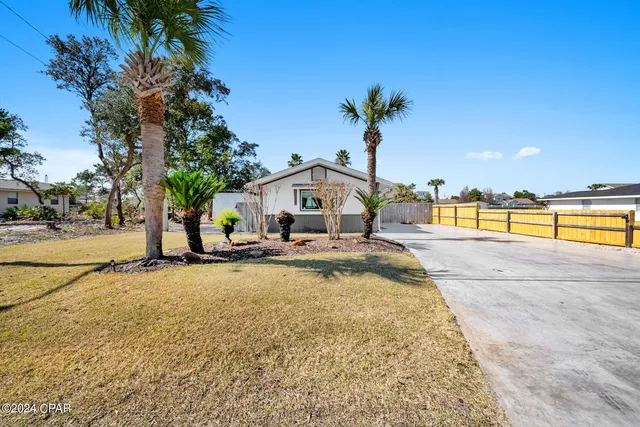 $2,000 | 412 Lantana Street, Panama City Beach, FL 32407