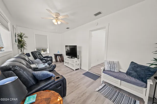 $2,000 | 412 Lantana Street, Panama City Beach, FL 32407