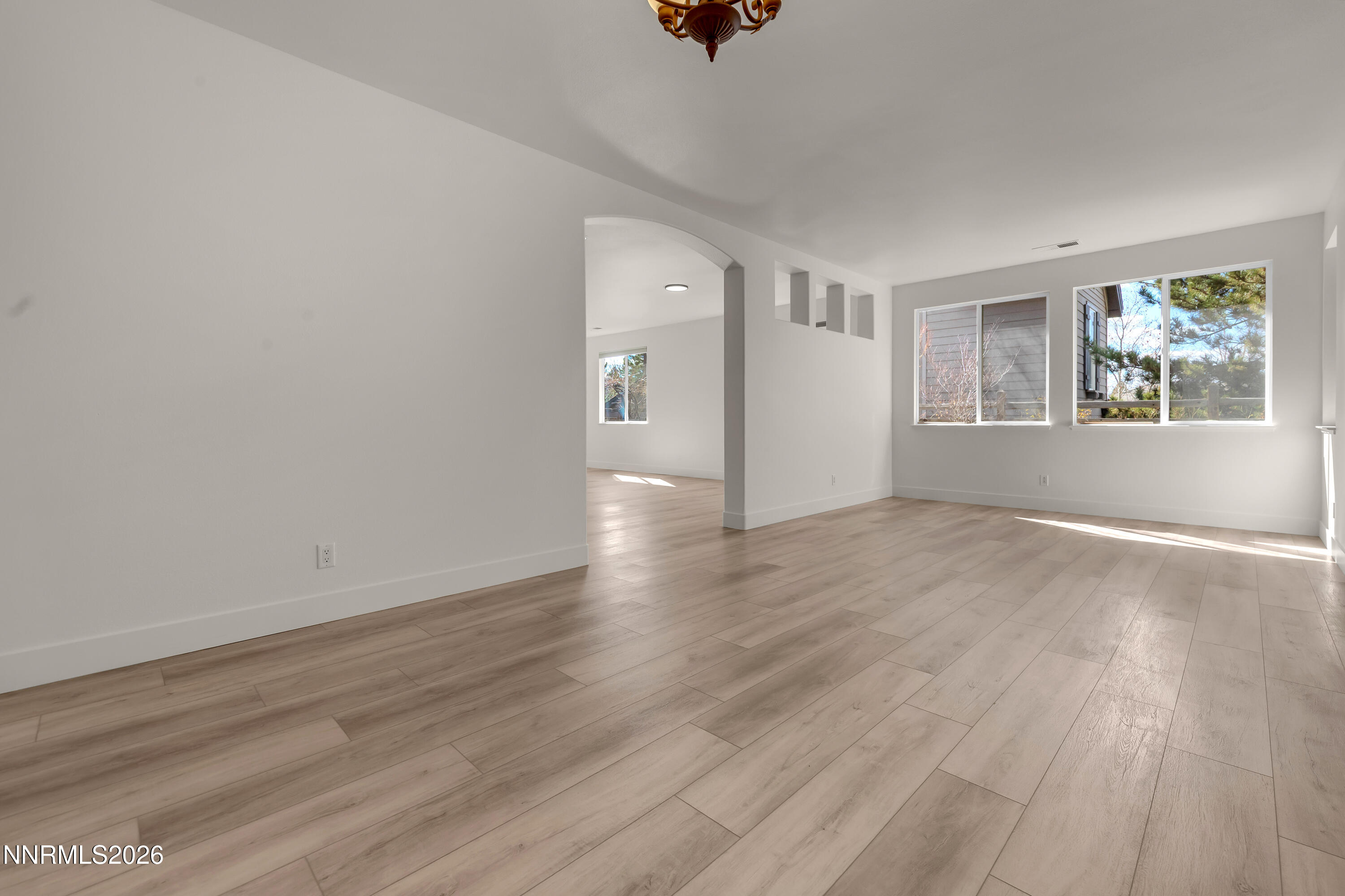 3057 Banestone Road Sparks, NV 89436 - Photo 5 of 52 Banstone3057-006