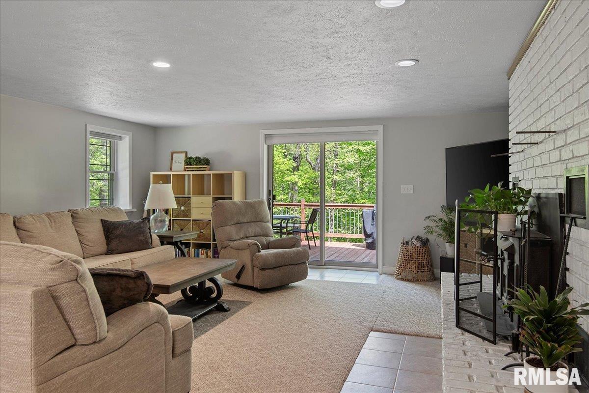 5188 Rock Road Pleasant Plains, IL 62677 - Photo 6 of 43 Gallery Image 6