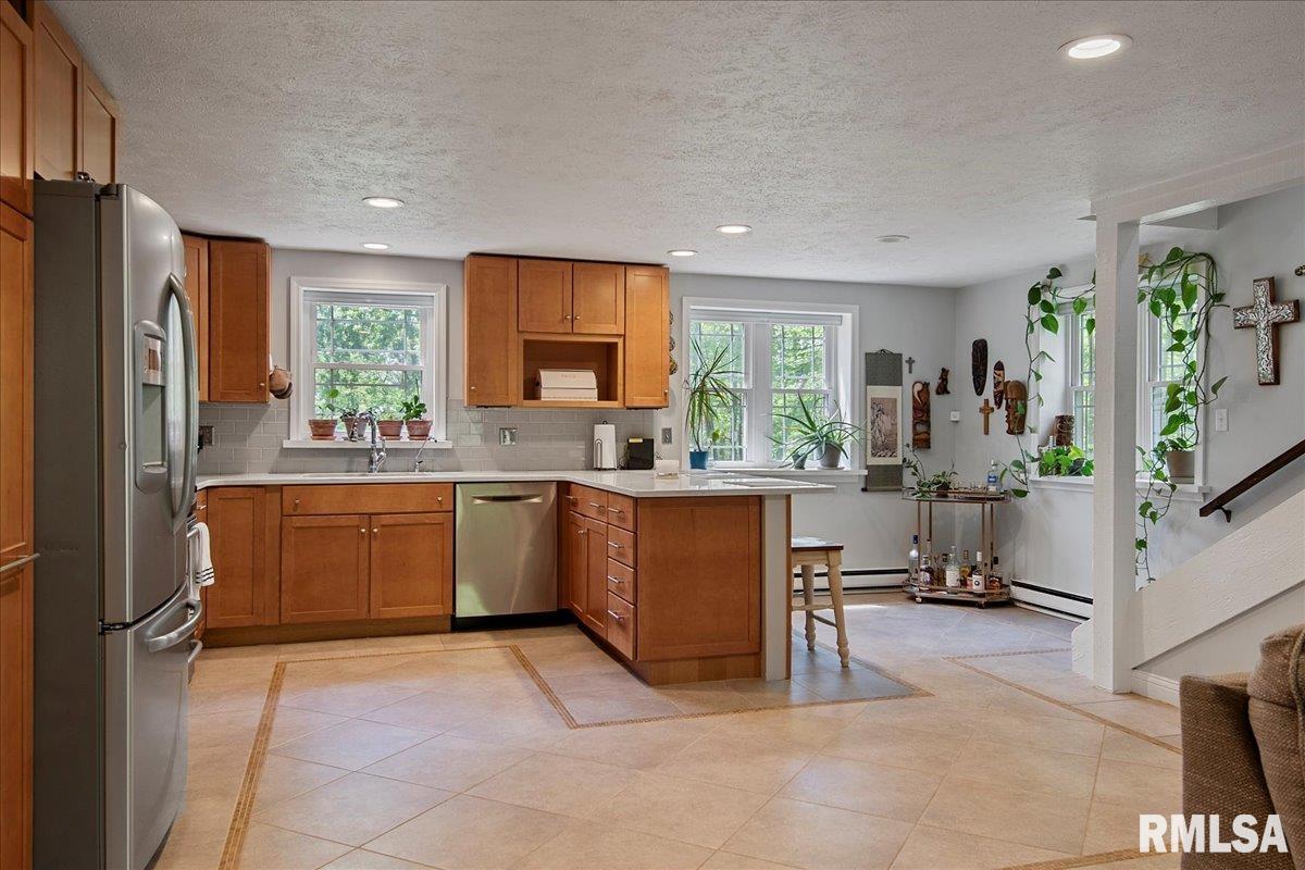 5188 Rock Road Pleasant Plains, IL 62677 - Photo 10 of 43 Gallery Image 10