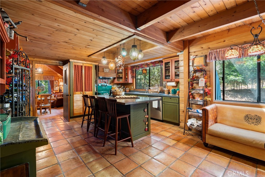 116 Pine Ridge Road Crestline, CA 92325 - Photo 9 of 35 a outdoor dining space with furniture