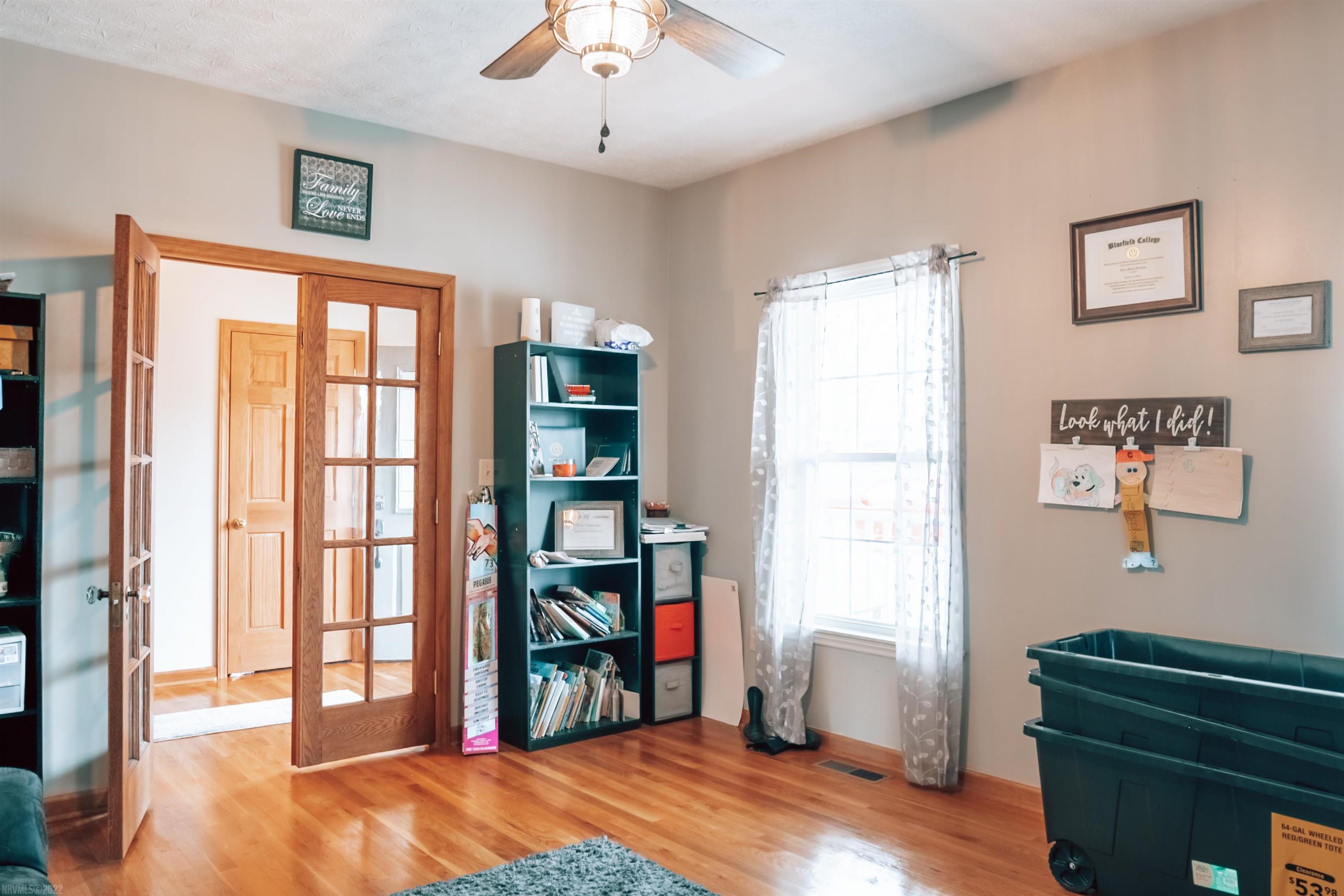 2121 Peppers Ferry Road Pulaski, VA 24301 - Photo 11 of 52 Gallery Image 11