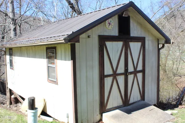 $139,000 | 6284 Highway 421, Pennington Gap, VA 24277